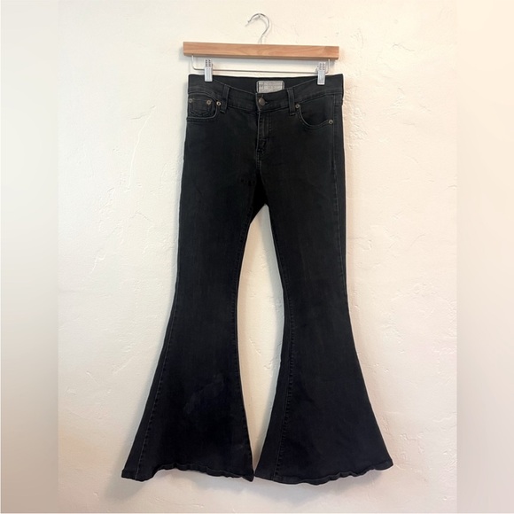 FREE PEOPLE Black EMRE FLARE jeans size 28 - Picture 9 of 16